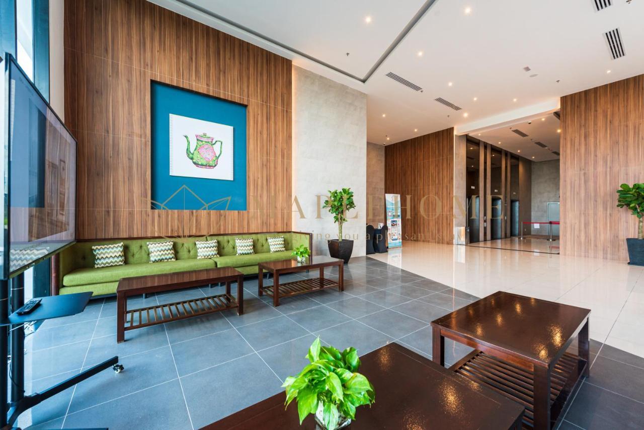 Amber Cove Premier Suites Melaka Exterior photo